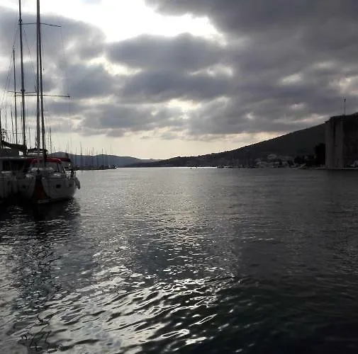 Santa Lucia Apartamento Trogir