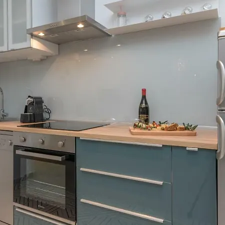 Santa Lucia Apartament *